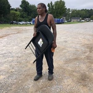 Meet your Posher, Travis